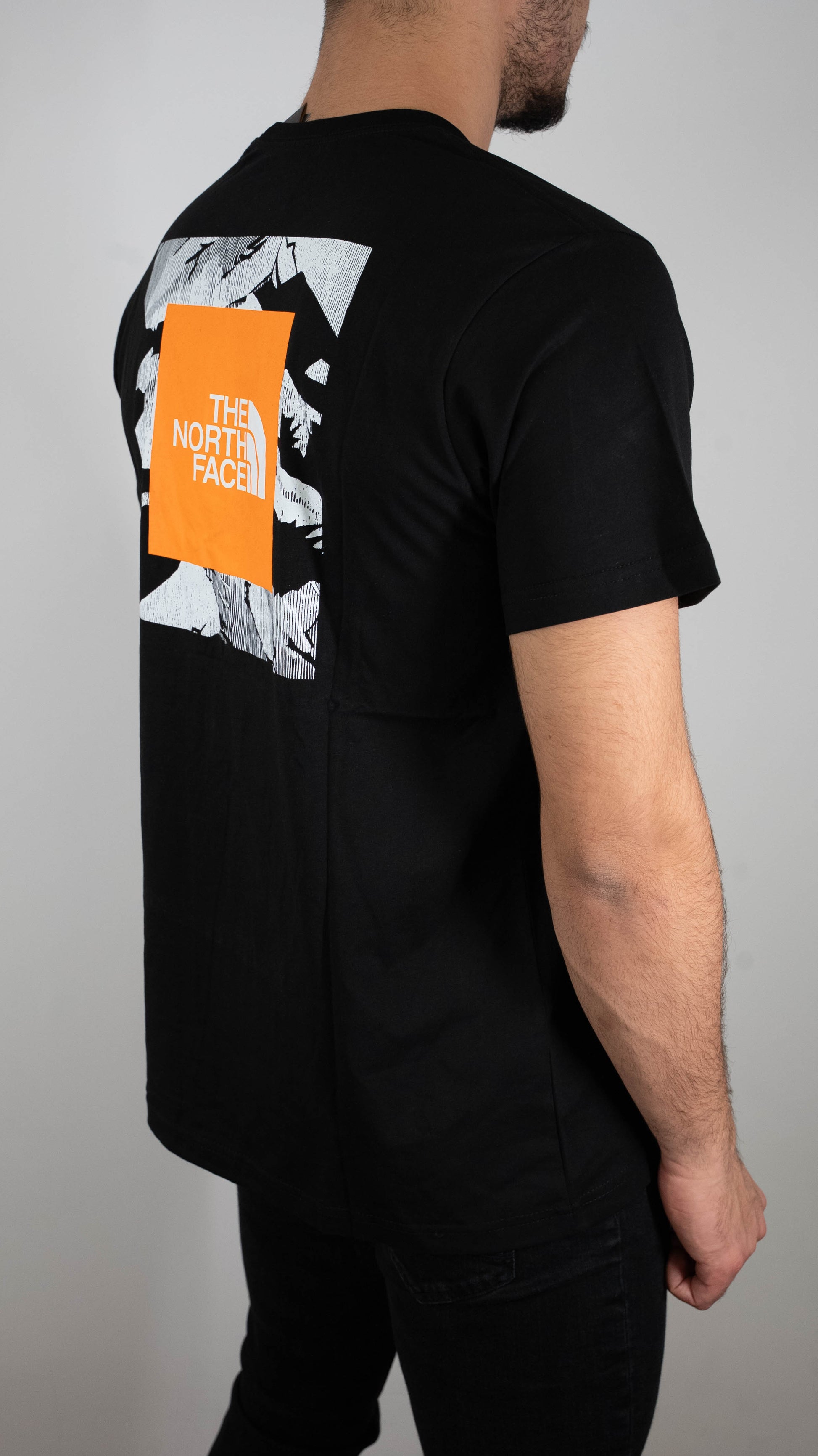 The North Face Crna Majica sa Velikim Logom na Leđima
