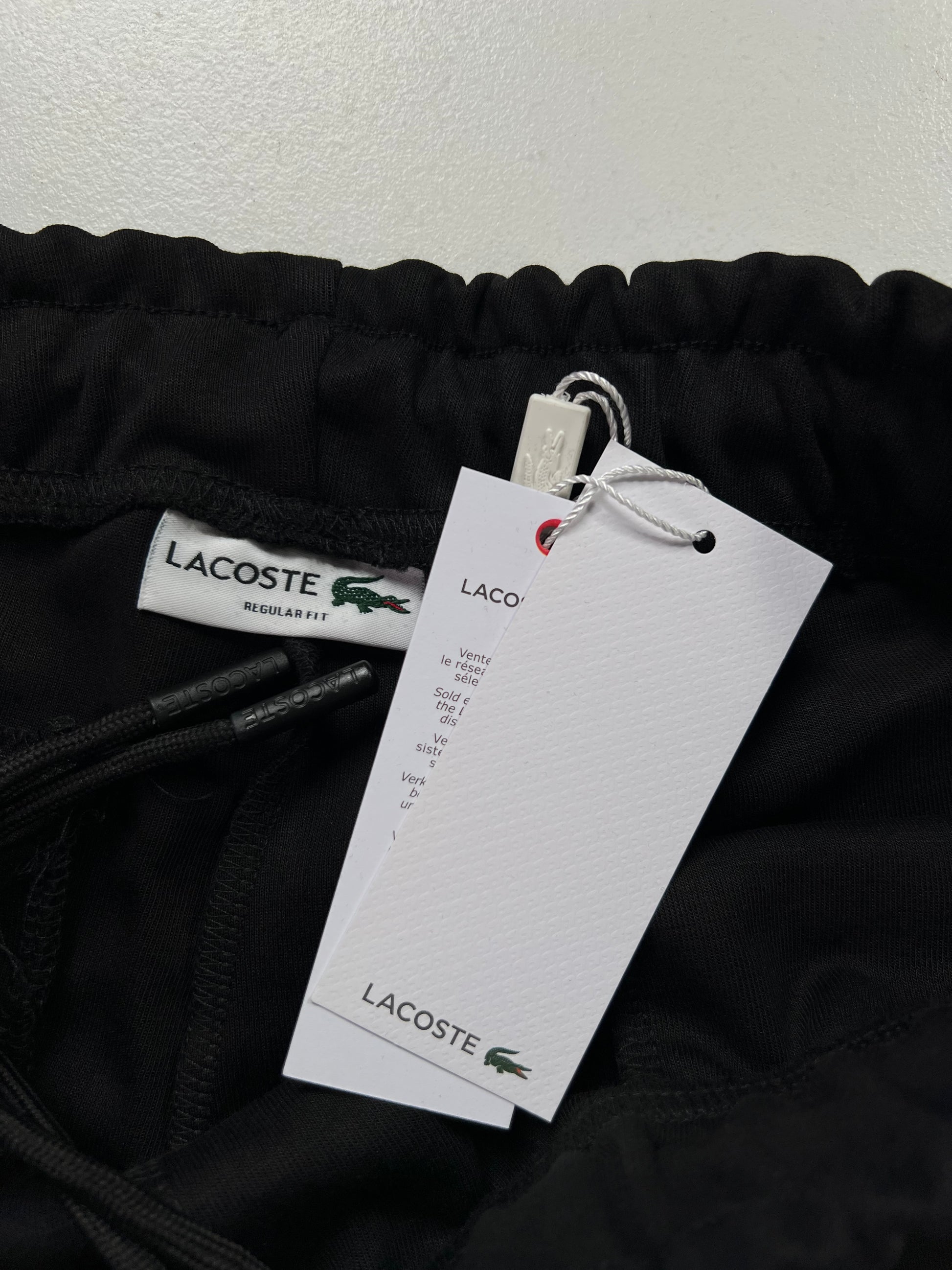 Lacoste Crni Šorc sa Basic Logom