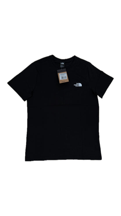 The North Face Crna Majica sa Vertikalnim Tekstom na Leđima