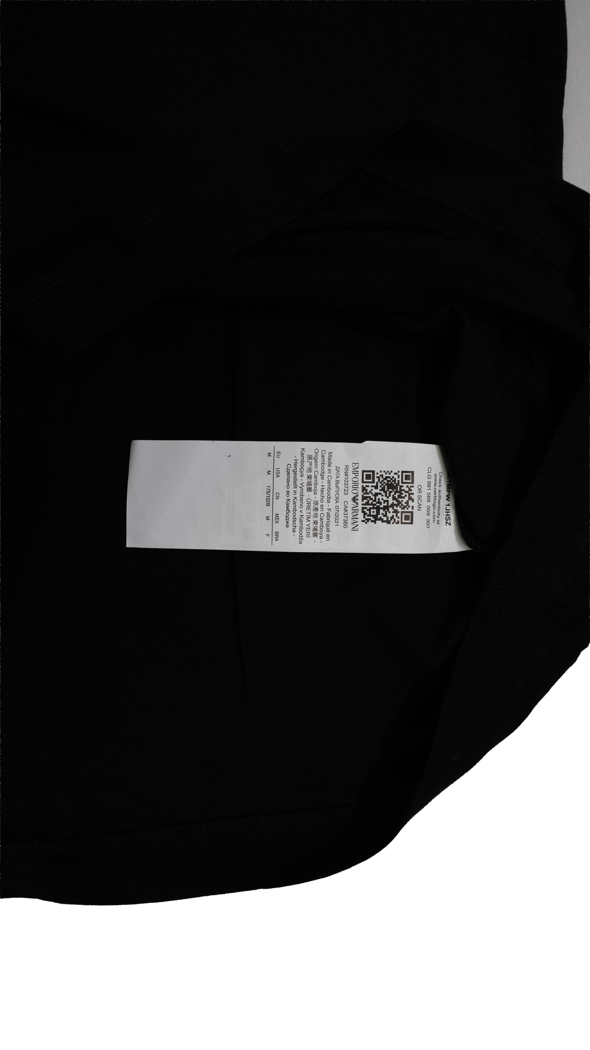 Emporio Armani EA7 Crna Majica sa Minimalistic Text Znakom