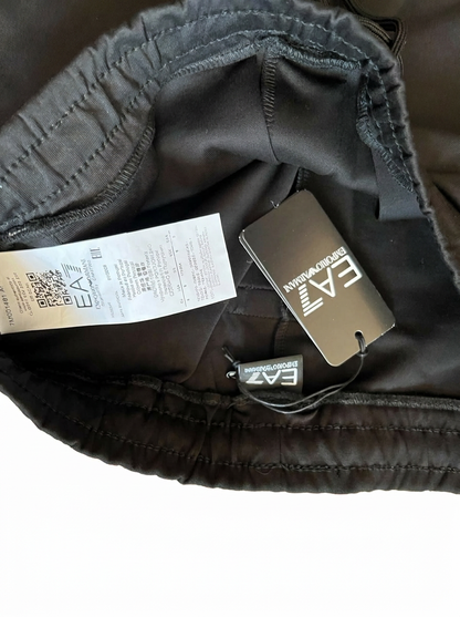 Emporio Armani EA7 Crni Šorc